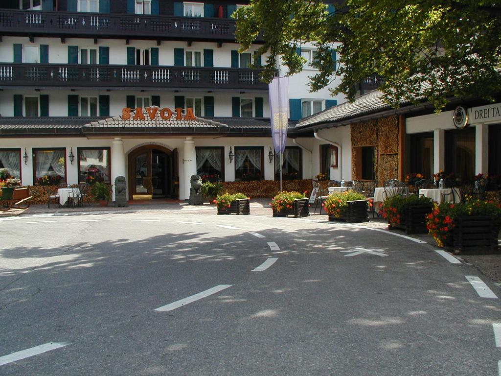 Hotel Savoia Dal 1924 San Martino Di Castrozza Bagian luar foto